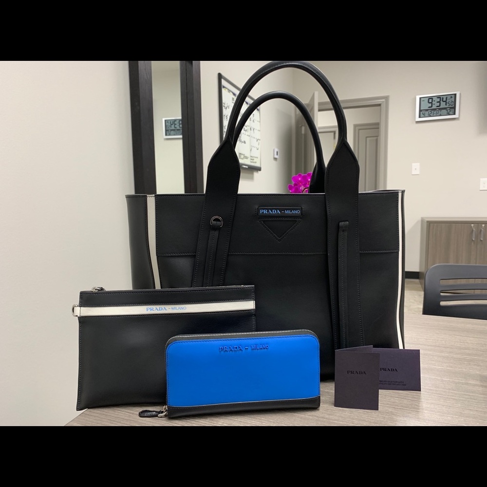 Brand new , never use Prada bag with wallet